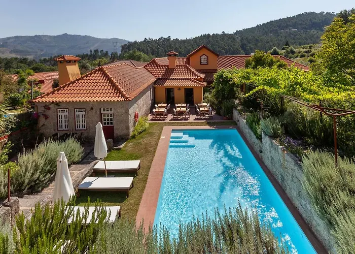Casa Do Eido - Sustainable Living & Nature Experiences Geres